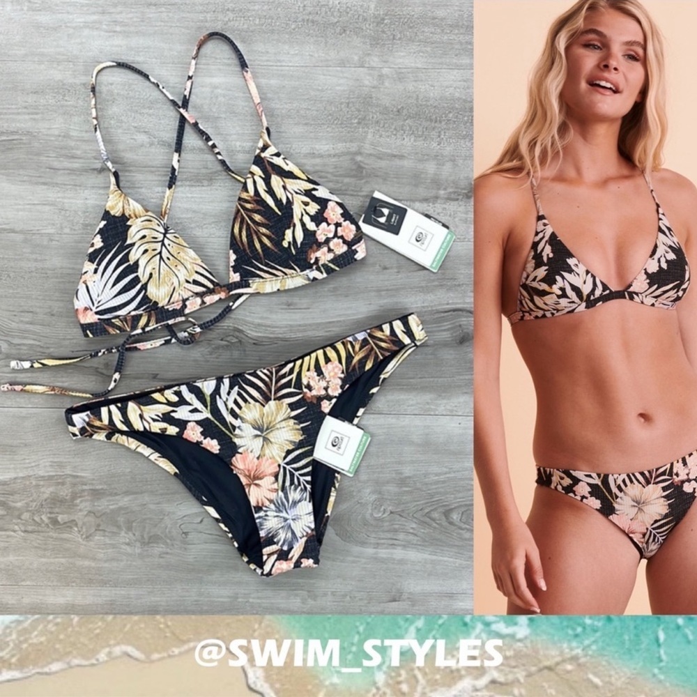 ☀️RIP CURL☀️ PARADISE CALLING
PARADISE CALLING CHEEKY BIKINI SET